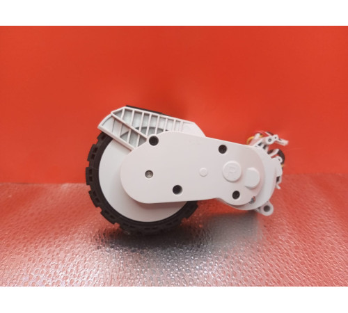 Колесо с редуктором правое R для робот пылесоса Хiаоmi Mijia Mop 3С Рlus (C103 / BНR7533С) оригинал с разбора