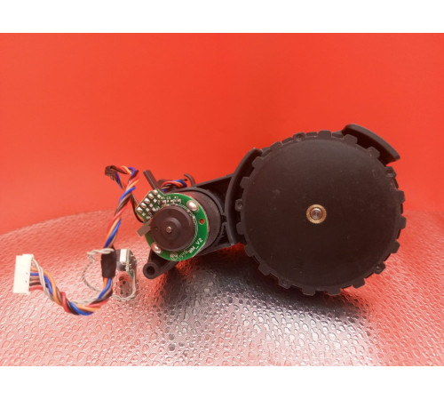 Колесо с редуктором правое R для робот пылесоса Xiaomi Roborock S6 Pure S6P02-02 оригинал с разбора