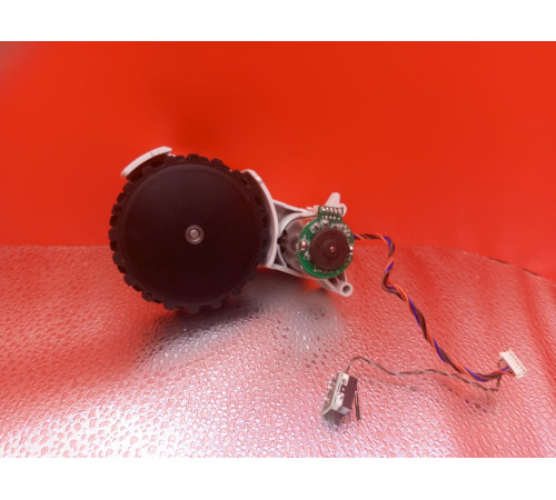 Колесо с редуктором левое L для робот пылесоса Xiaomi Mi Robot Vacuum Mop 2 STYTJ03ZHM / XMSTJQR2C оригинал с разбора