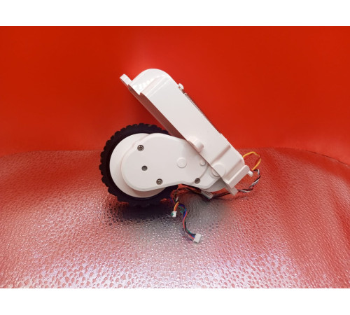 Колесо с редуктором правое R (белый) для робот пылесоса Xiaomi Mi Robot Vacuum Mop P (Mijia LDS SKV4109GL / STYTJ02YM) оригинал с разбора